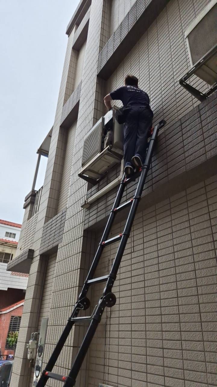 維修案例 - 空調現場維修作業