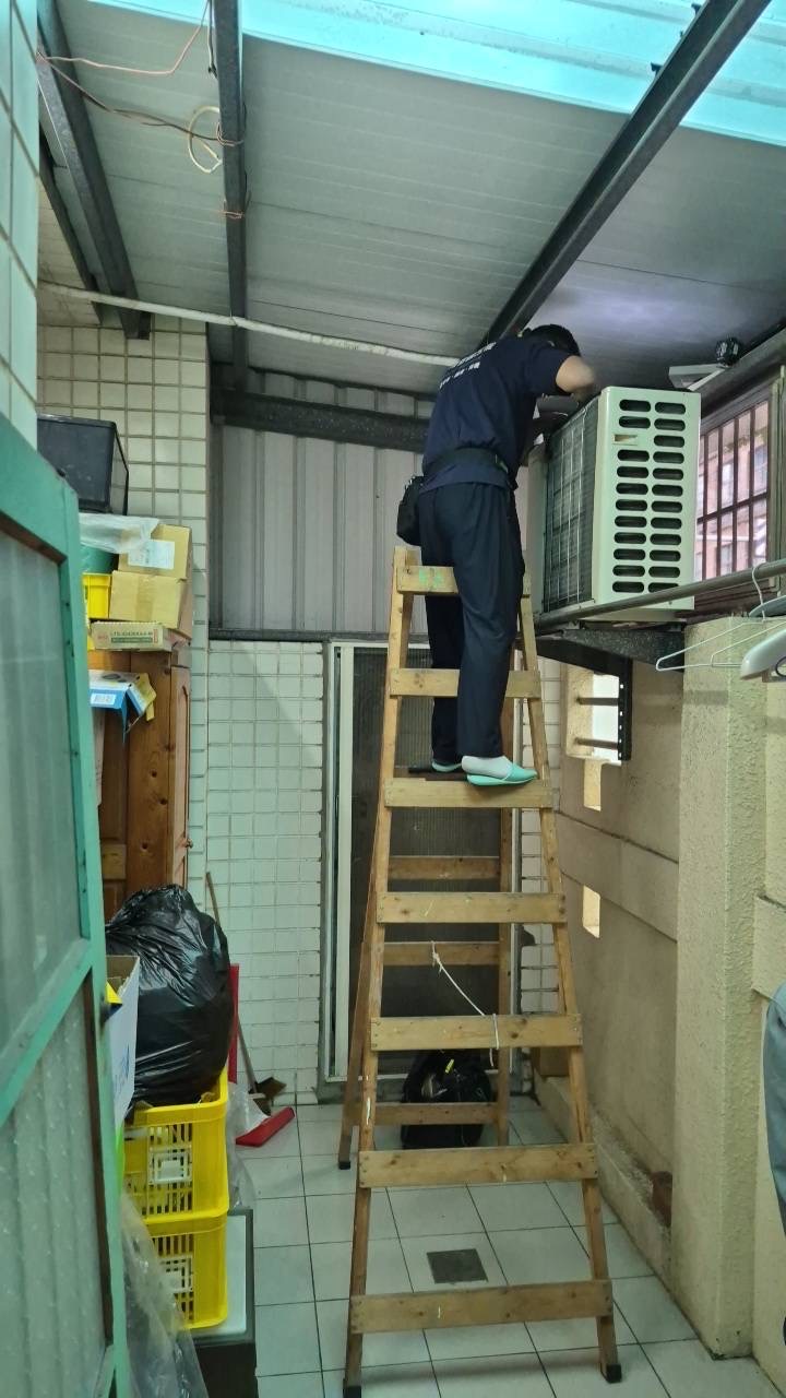 維修案例 - 空調現場維修作業